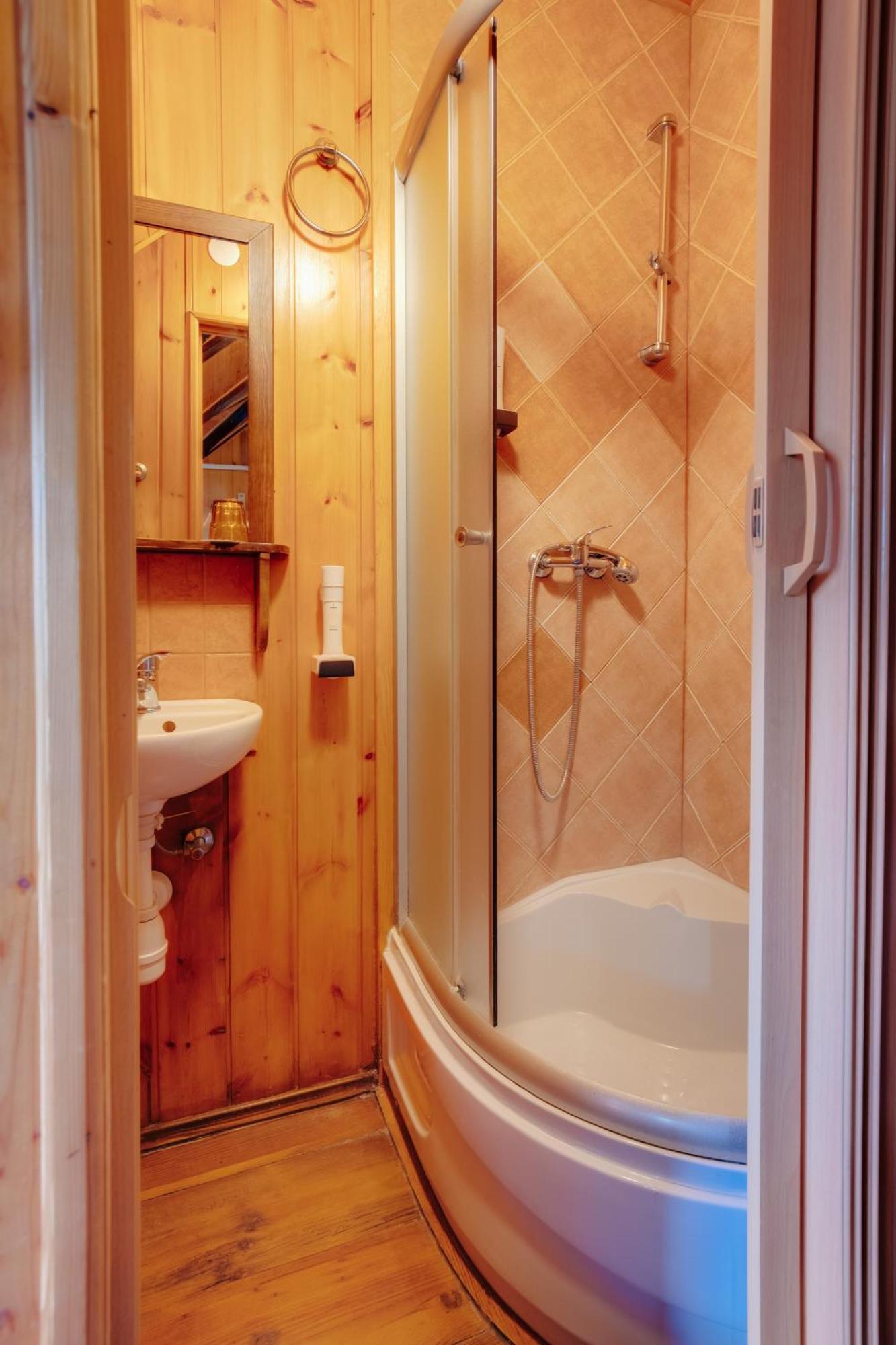 Guesthouse Pod Rastockim Krovom 斯诺基 外观 照片