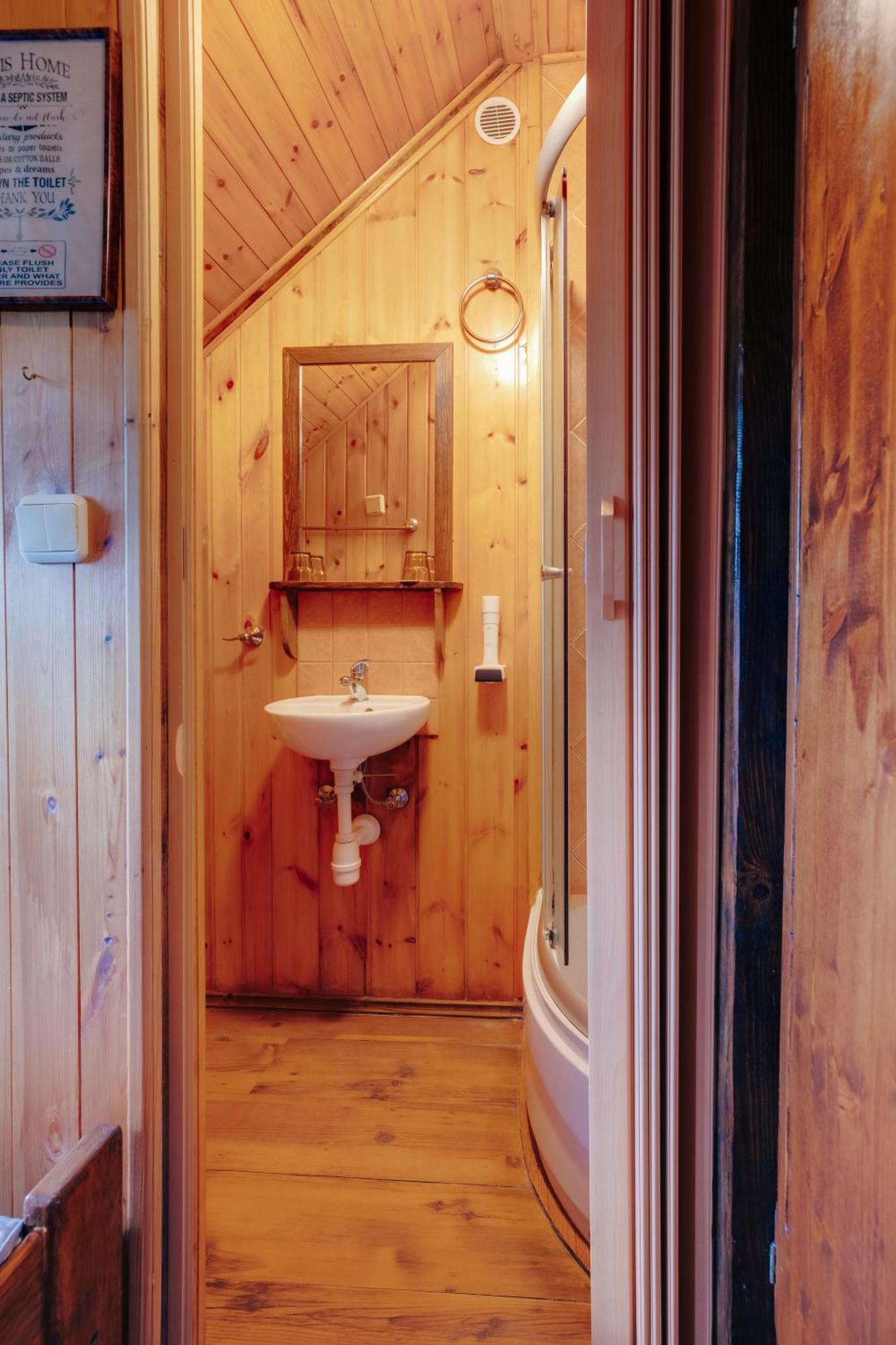 Guesthouse Pod Rastockim Krovom 斯诺基 外观 照片